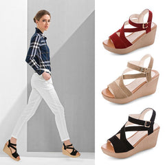 LUXE CHIC Wedge sandals