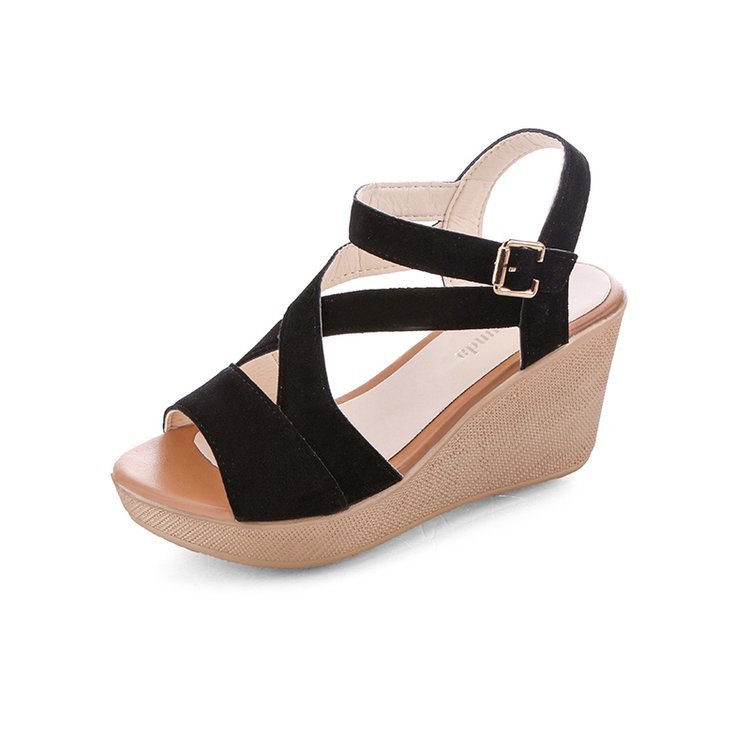 LUXE CHIC Wedge sandals