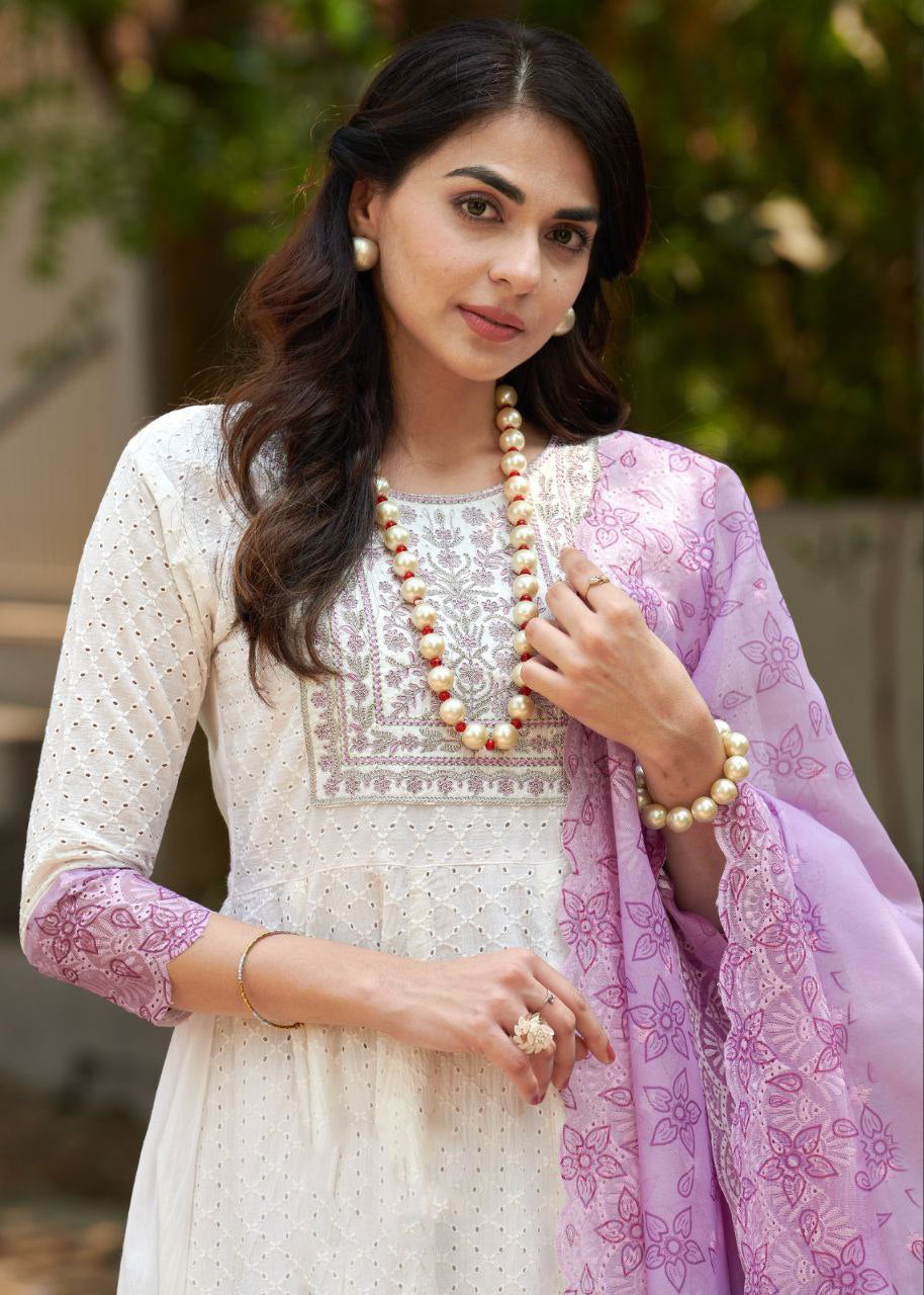 LUXE CHIC  HEAVY SHIFFLI STICH SUIT