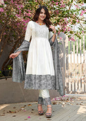 LUXE CHIC  HEAVY SHIFFLI STICH SUIT