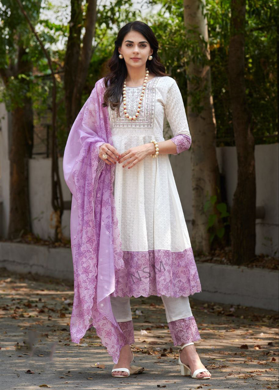 LUXE CHIC  HEAVY SHIFFLI STICH SUIT