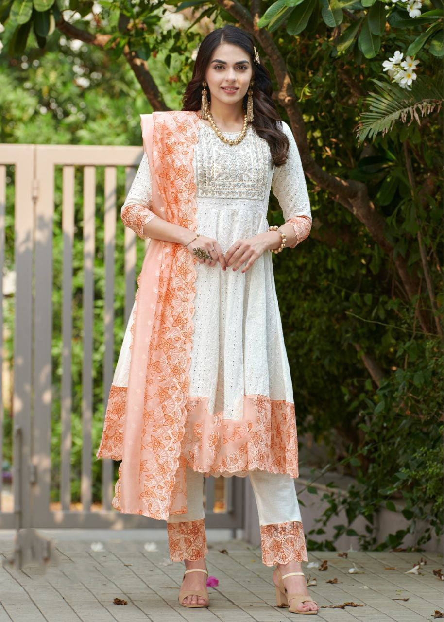 LUXE CHIC  HEAVY SHIFFLI STICH SUIT