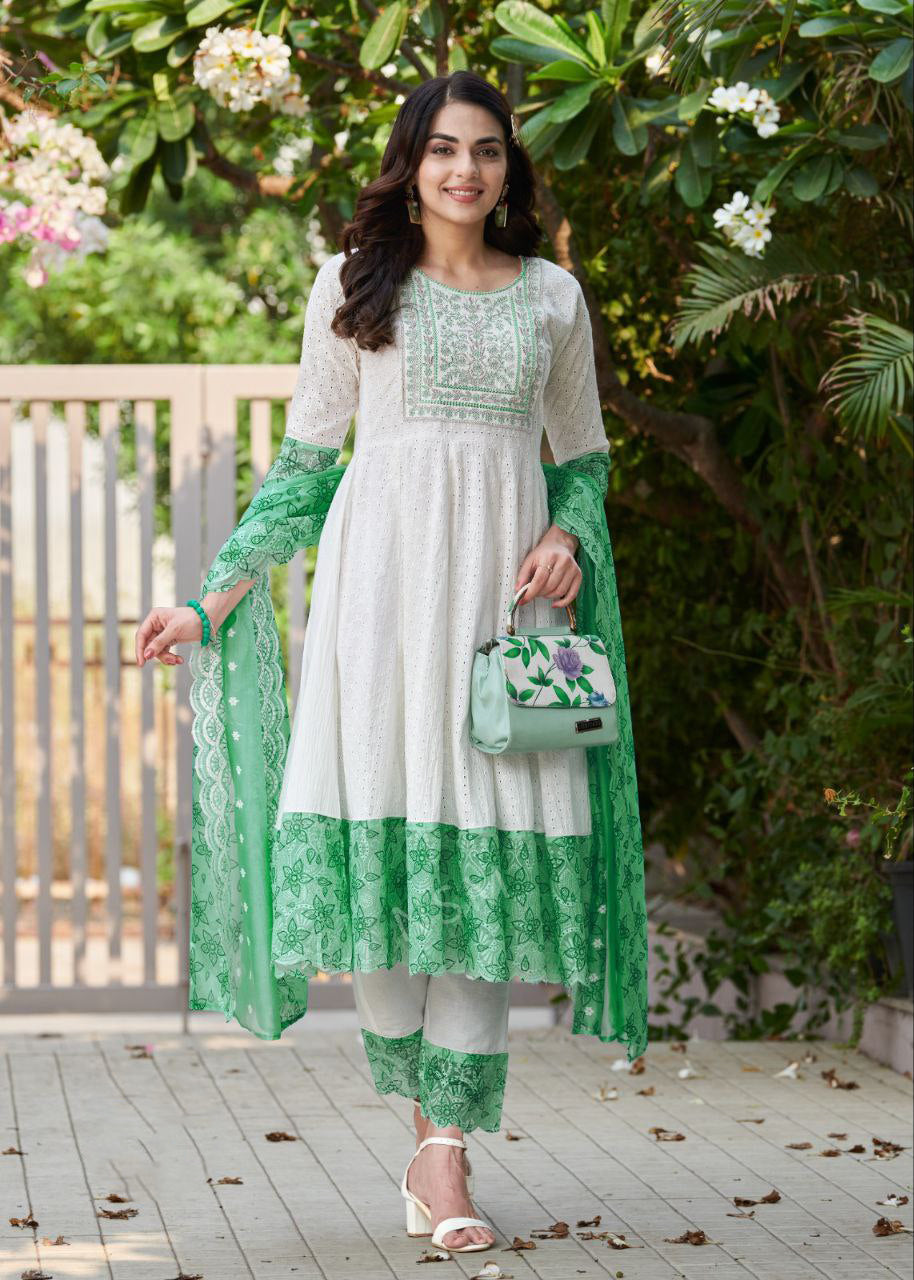 LUXE CHIC  HEAVY SHIFFLI STICH SUIT
